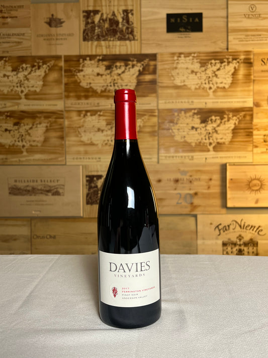 J Davies, ‘Ferrington Vineyard’ Pinot Noir 2017